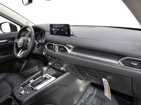 New 2025 MAZDA CX-5 AWD 2.5 S w/ Preferred Package image 15