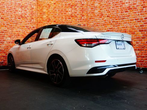 Used 2024 Nissan Sentra SR FWD image 5
