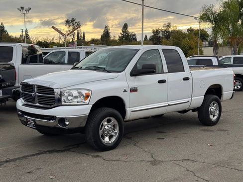 Used 2009 Dodge Ram 2500 Truck SLT w/ Popular Equipment Group image 3