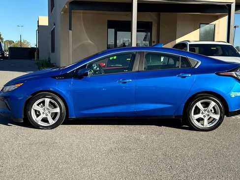 Used 2018 Chevrolet Volt LT w/ Comfort Package FWD image 7