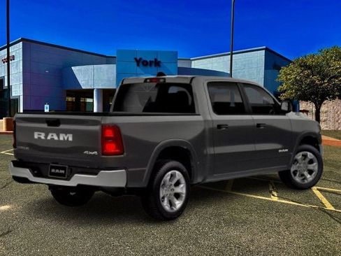 New 2026 RAM 1500 4x4 Crew Cab image 3