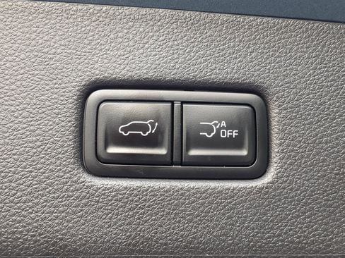 Used 2025 Kia Carnival SX Prestige FWD image 47
