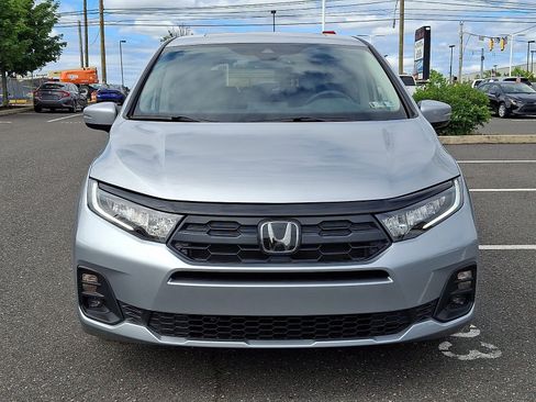 Certified 2026 Honda Odyssey EX-L image 2