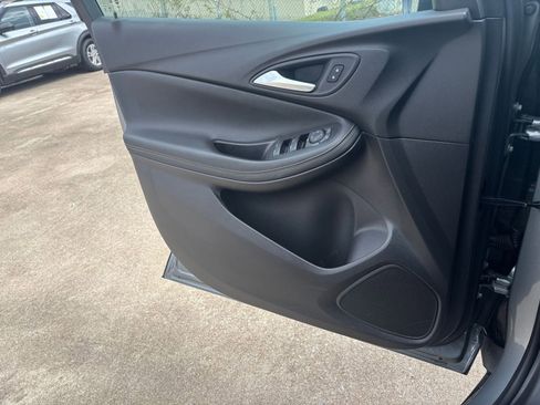 Used 2025 Buick Encore GX Preferred image 20