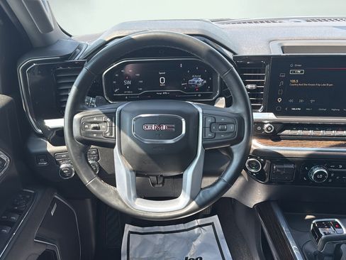 Used 2024 GMC Sierra 1500 Elevation w/ Elevation Premium Package AWD/4WD image 19