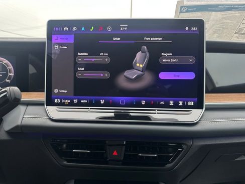 New 2026 Volkswagen Tiguan SEL R-Line image 18