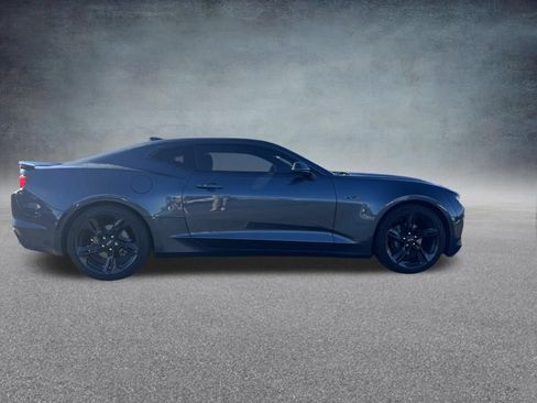 Used 2020 Chevrolet Camaro LT RWD image 6