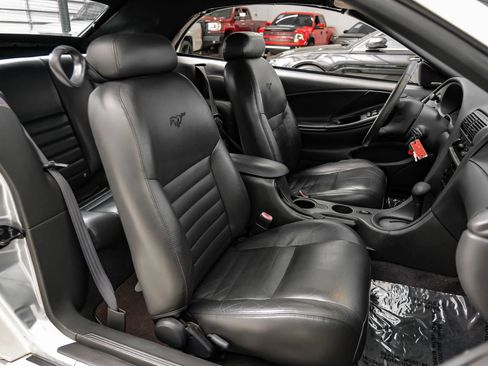 Used 2003 Ford Mustang GT Premium RWD image 29