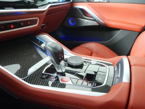 Certified 2025 BMW X6 M Competition w/ Executive Package image 28