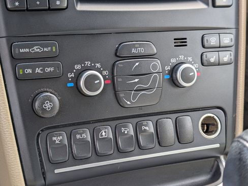 Used 2013 Volvo XC90 3.2 image 25