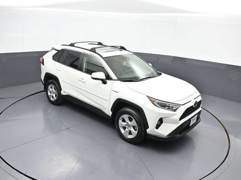 Used 2021 Toyota RAV4 XLE w/ Convenience Package AWD/4WD image 37
