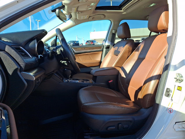 Used 2019 Subaru Outback 2.5i Touring AWD/4WD image 13
