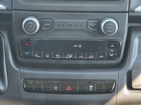 New 2025 RAM ProMaster 3500 w/ Quick Order Package 22G SLT image 22