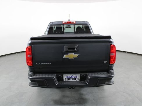 Used 2016 Chevrolet Colorado LT w/ LT Convenience Package RWD image 10