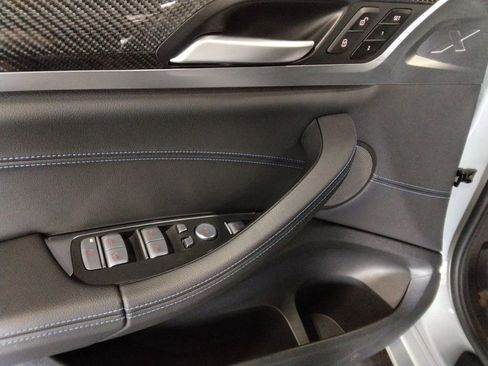 Used 2023 BMW X4 M40i image 31