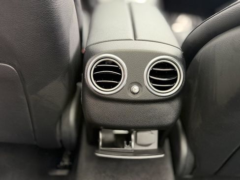 Used 2021 Mercedes-Benz E 350 4MATIC Sedan image 53