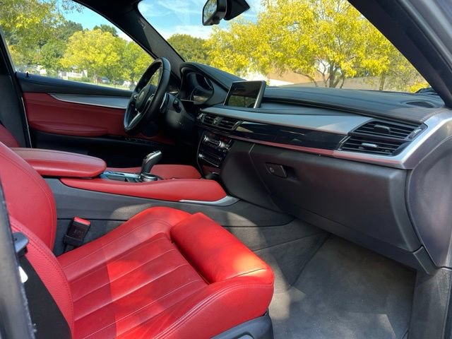 Used 2019 BMW X6 sDrive35i RWD image 22