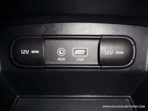 Used 2019 Kia Sorento EX w/ EX Touring Package image 18