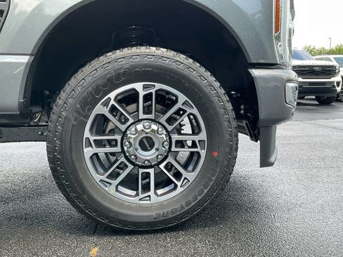 New 2026 Ford F250 Platinum w/ Platinum Plus Package AWD/4WD image 10