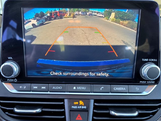 Used 2023 Nissan Altima 2.5 SV FWD image 10