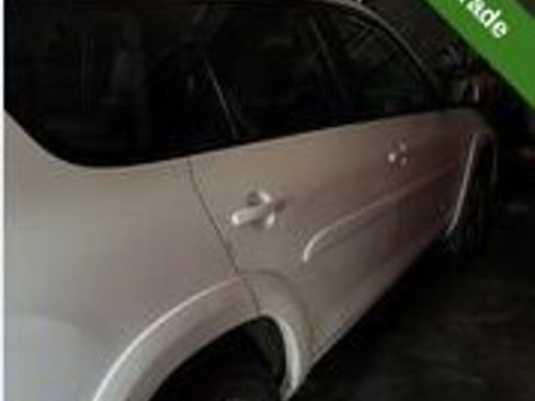 Used 2010 Toyota RAV4 Limited image 9