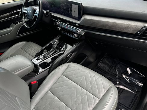 Used 2024 Kia Telluride SX Prestige X-Line image 19