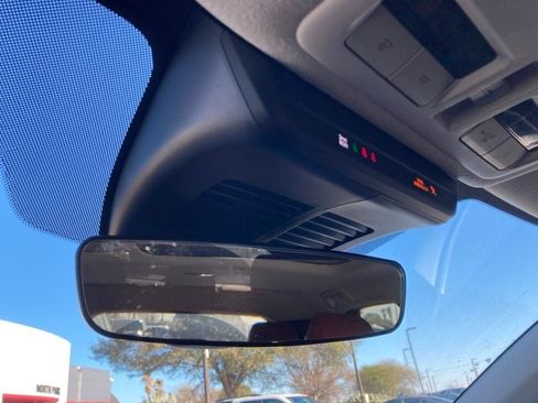 Used 2025 MAZDA CX-30 AWD 2.5 S w/ Preferred Package image 23