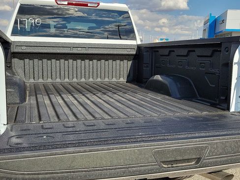 Used 2026 GMC Sierra 2500 Pro w/ 1SA Pro Safety Plus Package image 15