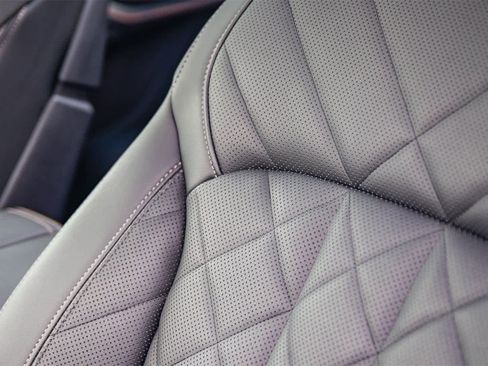 Used 2024 BMW X5 xDrive40i w/ Premium Package image 28