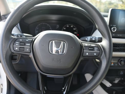Used 2024 Honda HR-V LX image 12