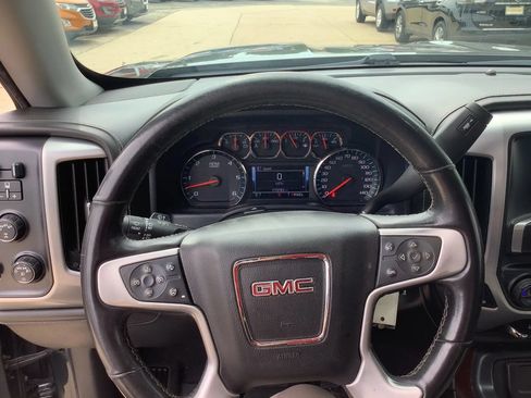 Used 2018 GMC Sierra 1500 SLT AWD/4WD image 24