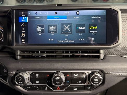 Used 2025 Jeep Wrangler Unlimited Rubicon image 21