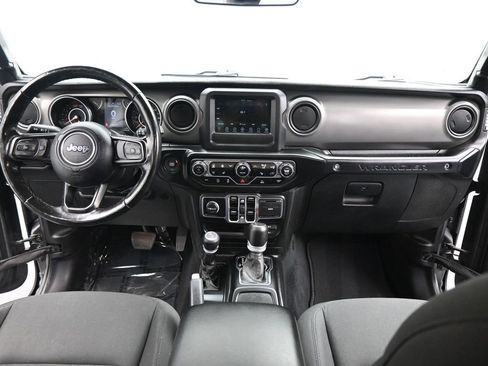 Used 2022 Jeep Wrangler Unlimited Sport image 18