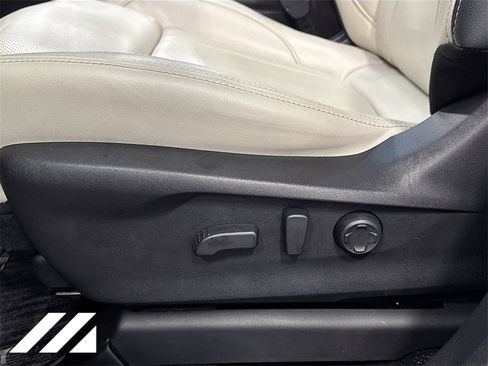 Used 2023 Subaru Ascent Limited w/ Technology Package image 22