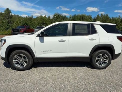 New 2026 GMC Terrain Elevation w/ LPO, Floor Liner Package image 5