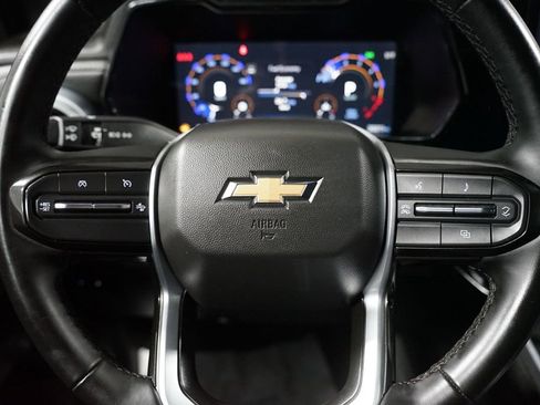 Used 2024 Chevrolet Colorado LT w/ LT Convenience Package image 12