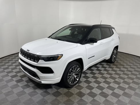 Used 2023 Jeep Compass High Altitude w/ Driver Assist Group I image 9