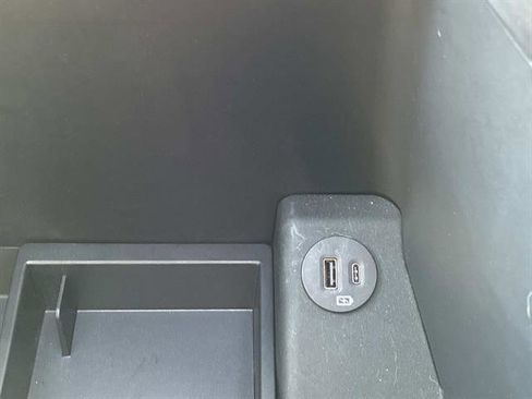 Used 2023 Ford F150 Lariat w/ Equipment Group 502A High image 16