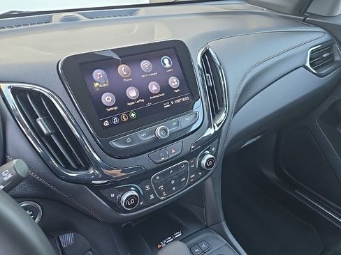 Certified 2023 Chevrolet Equinox Premier FWD image 20