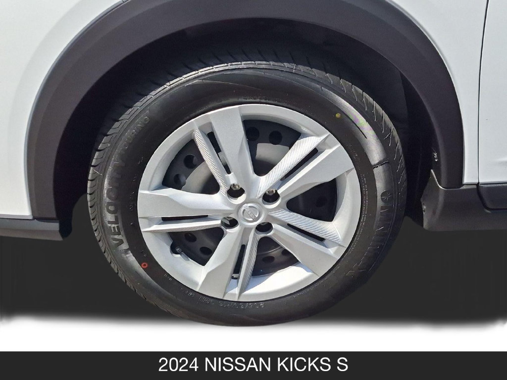 Certified 2024 Nissan Kicks S FWD image 11