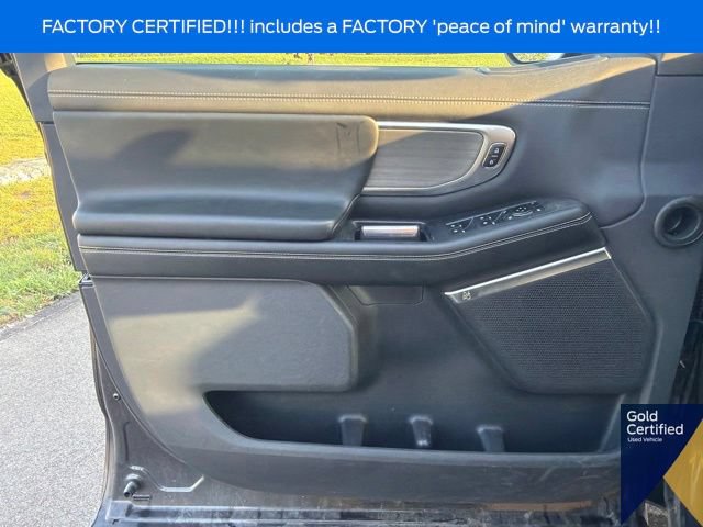 Used 2025 Ford Expedition Max Platinum w/ Driver's Package AWD/4WD image 39