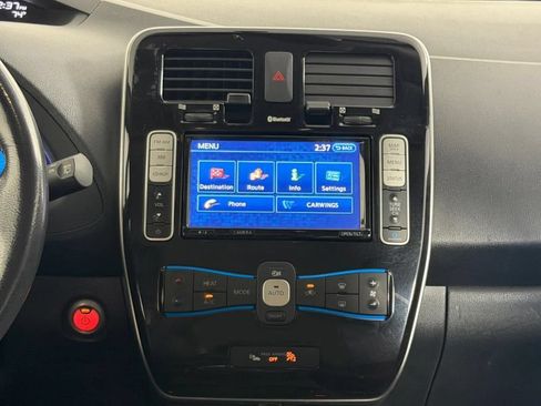 Used 2013 Nissan Leaf SL w/ Premium Pkg FWD image 13