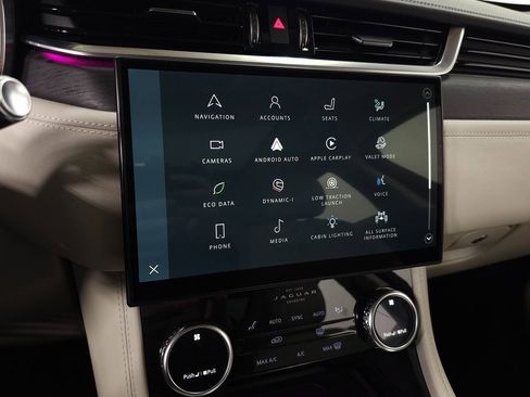 Used 2022 Jaguar F-PACE S image 27