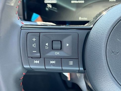 New 2026 Nissan Kicks SR FWD image 13
