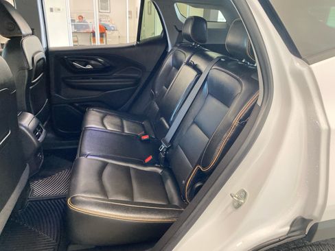 Used 2023 GMC Terrain AT4 AWD/4WD image 11