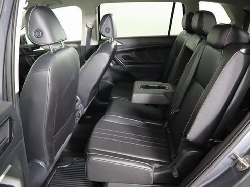 Used 2024 Volkswagen Tiguan Wolfsburg Edition image 18