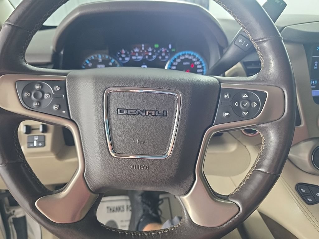 Used 2020 GMC Yukon Denali w/ Denali Premium Package AWD/4WD image 29