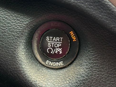 Used 2016 Jeep Cherokee Limited FWD image 25
