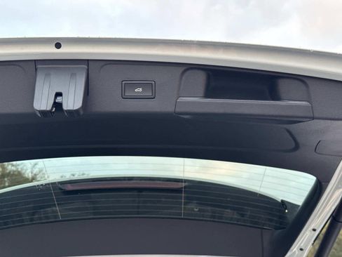 New 2026 Volkswagen Atlas SEL AWD/4WD image 12