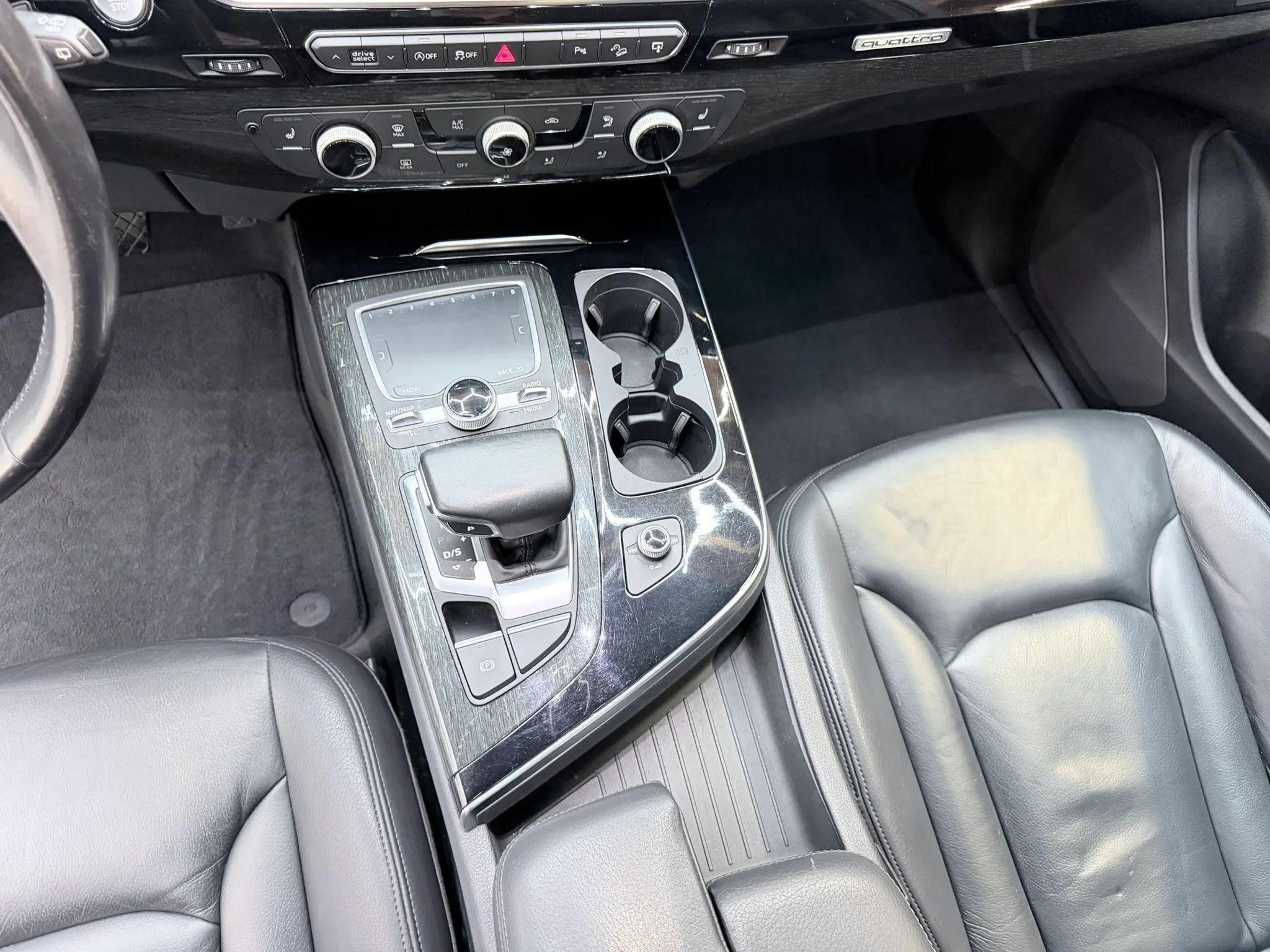 Used 2017 Audi Q7 3.0T Premium AWD/4WD image 24
